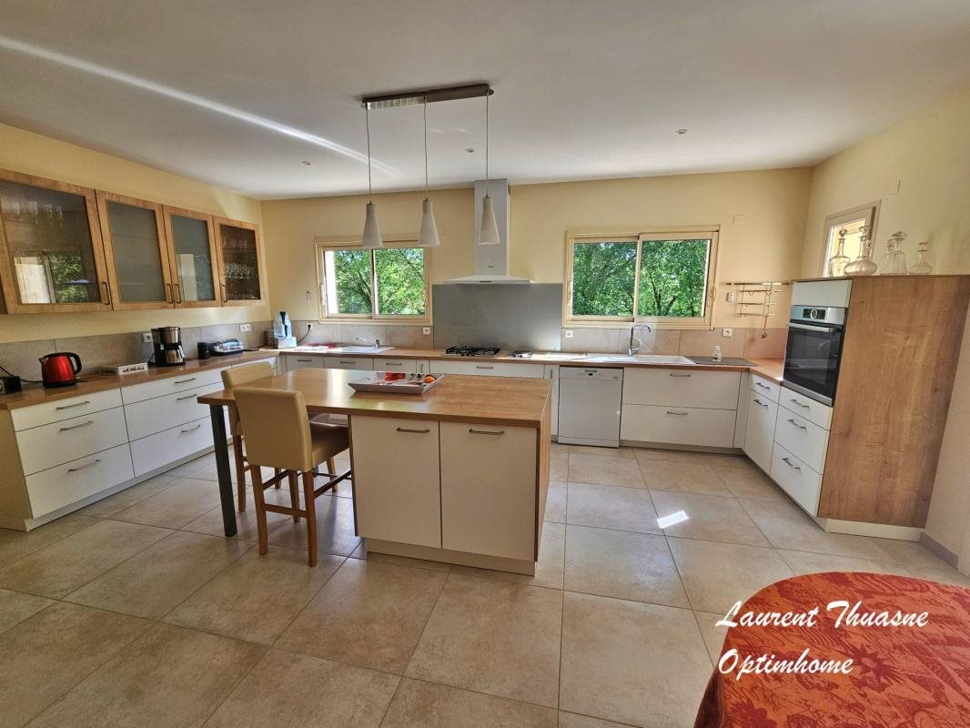 Maison à vendre, 260m², Thenon