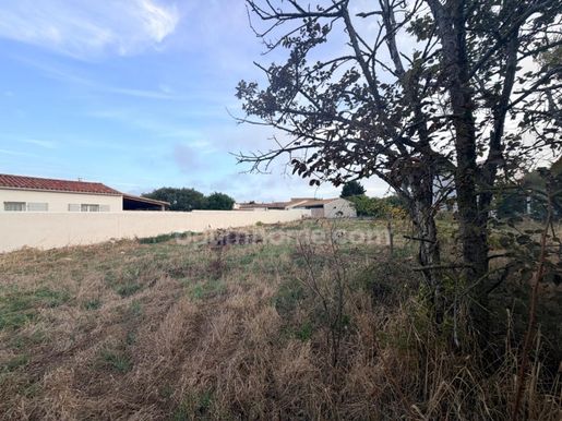 Terrain 498 m² · au Bois-Plage-en-Ré · 685 000 €