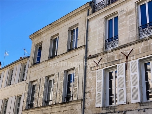 Immeuble 130 m² · à Rochefort · 130 m² · 542 000 €