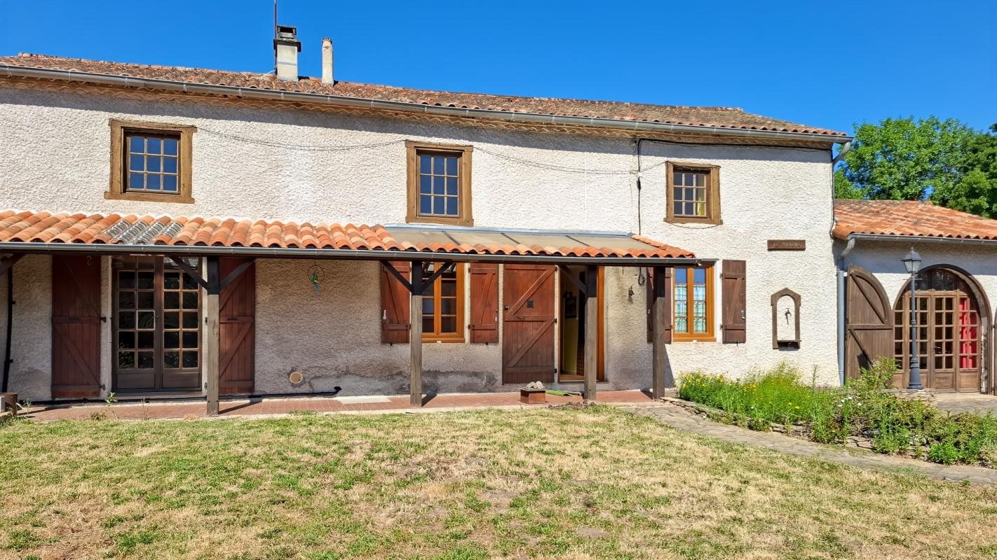 Maison à vendre, 140m², Saint-Priest-Bramefant