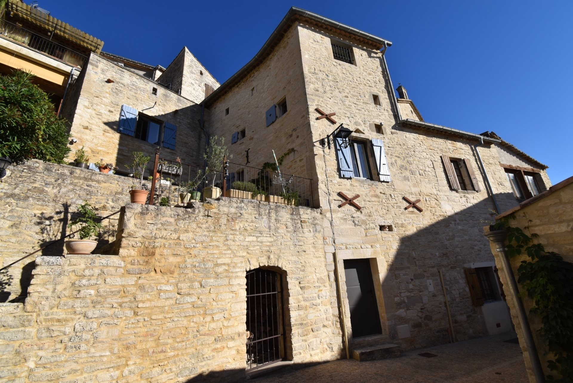 Maison à vendre, 156m², Barjac