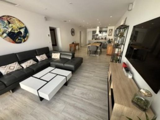 Maison 8 pièces 223 m² · à Dax · 223 m² · 357 000 €