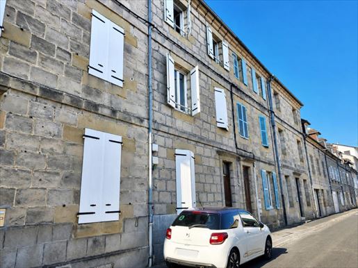 Immeuble 1 pièce 102 m² · à Brive-la-Gaillarde · 102 m² · 220 000 €