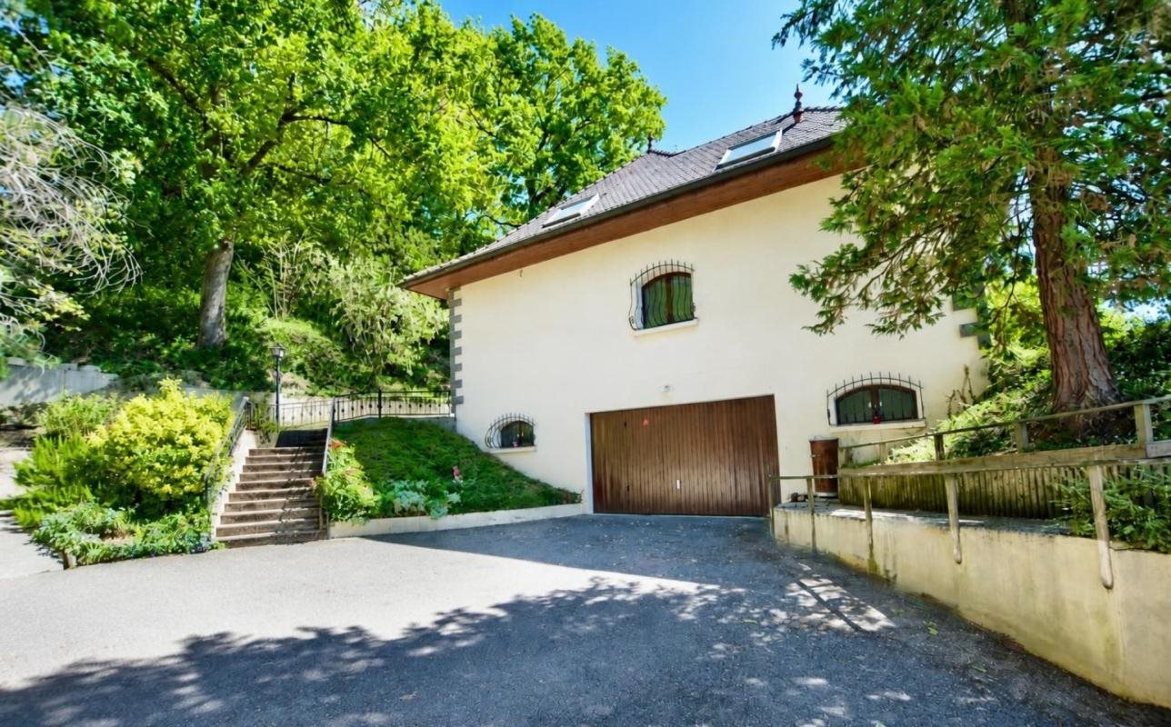 Maison à vendre, 167m², Vétraz-Monthoux