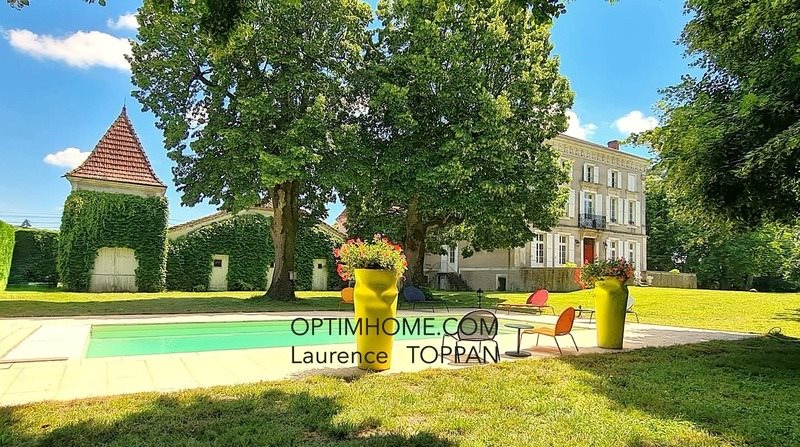 Maison à vendre, 437m², Sainte-Livrade-sur-Lot