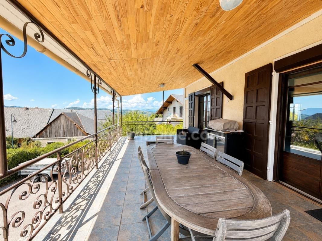 Maison à vendre, 174m², Gruffy