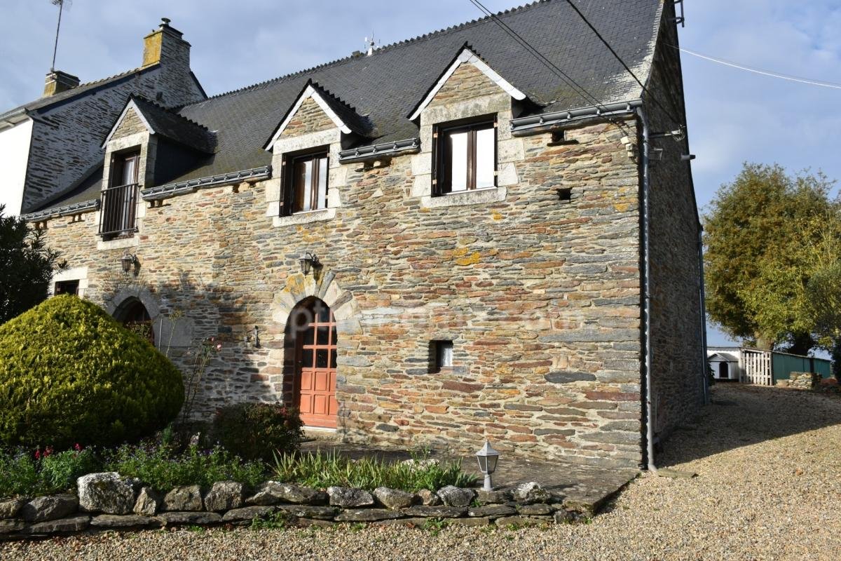 Maison à vendre, 126m², Sérent