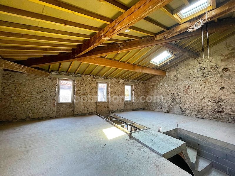 Maison à vendre, 180m², Paziols