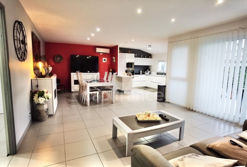 Maison à vendre, 85m², Uzès