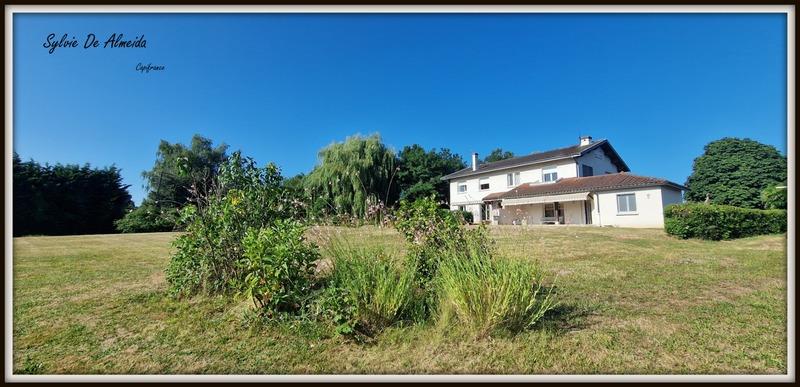 Maison à vendre, 270m², Bâgé-le-Châtel