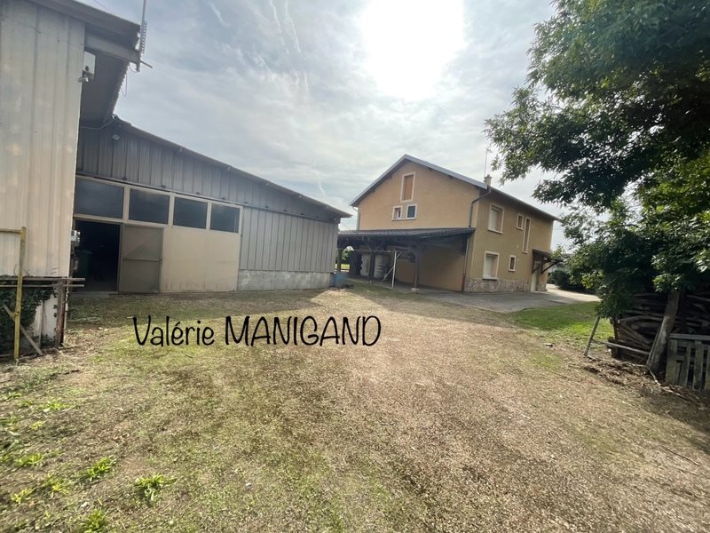 Maison à vendre, 197m², Crottet
