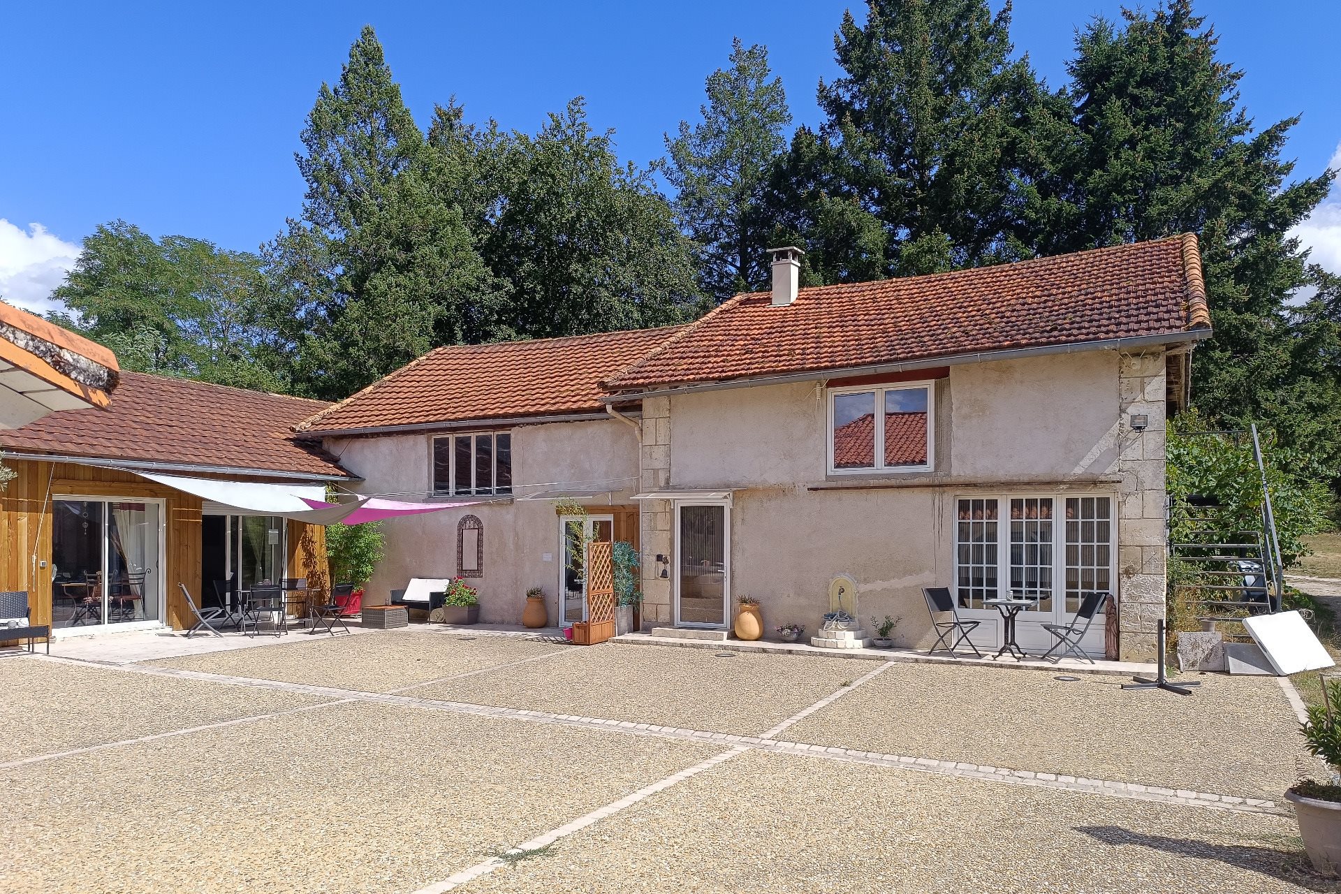 Maison à vendre, 224m², Montrem