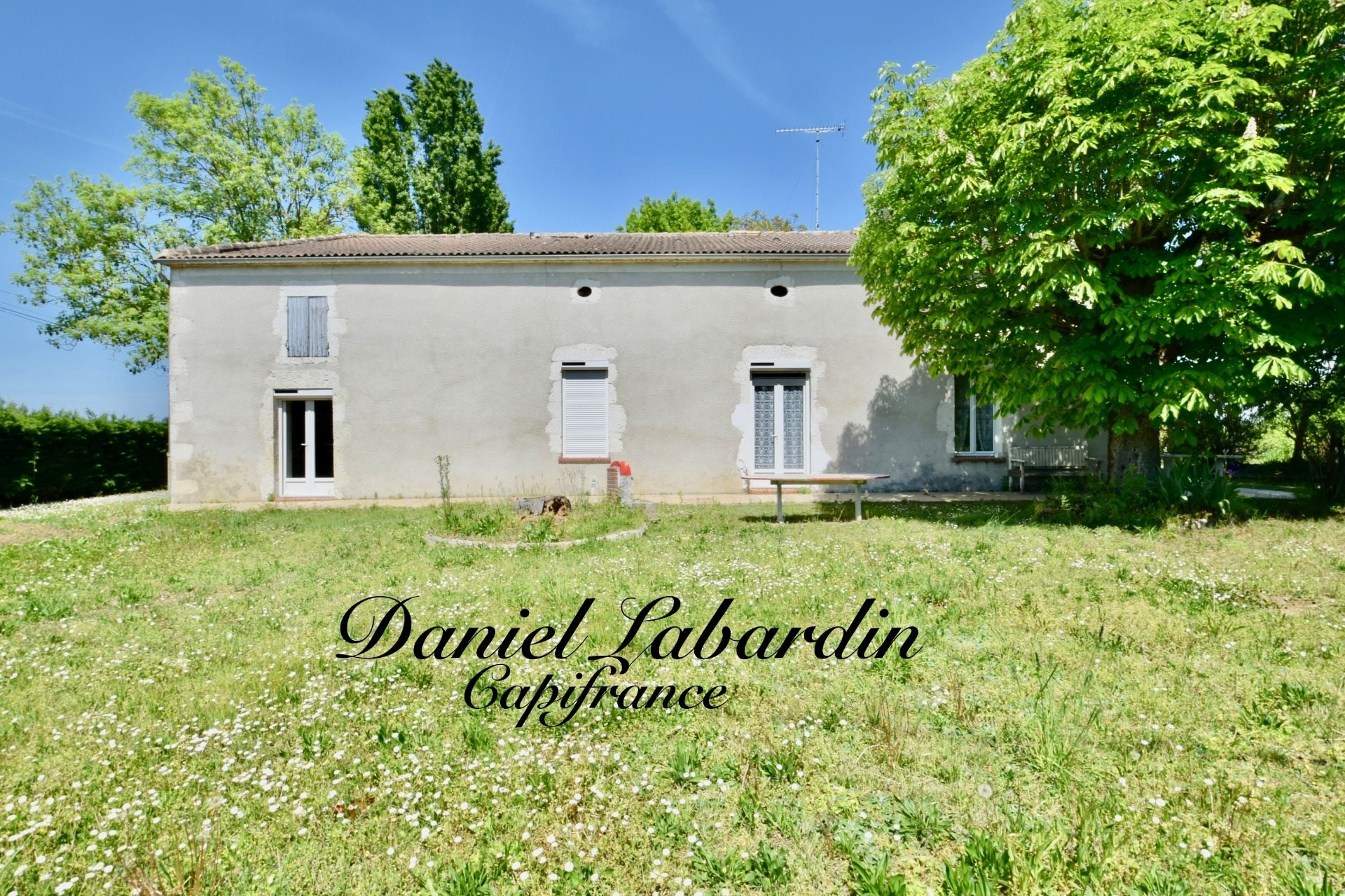 Maison à vendre, 180m², Roumagne