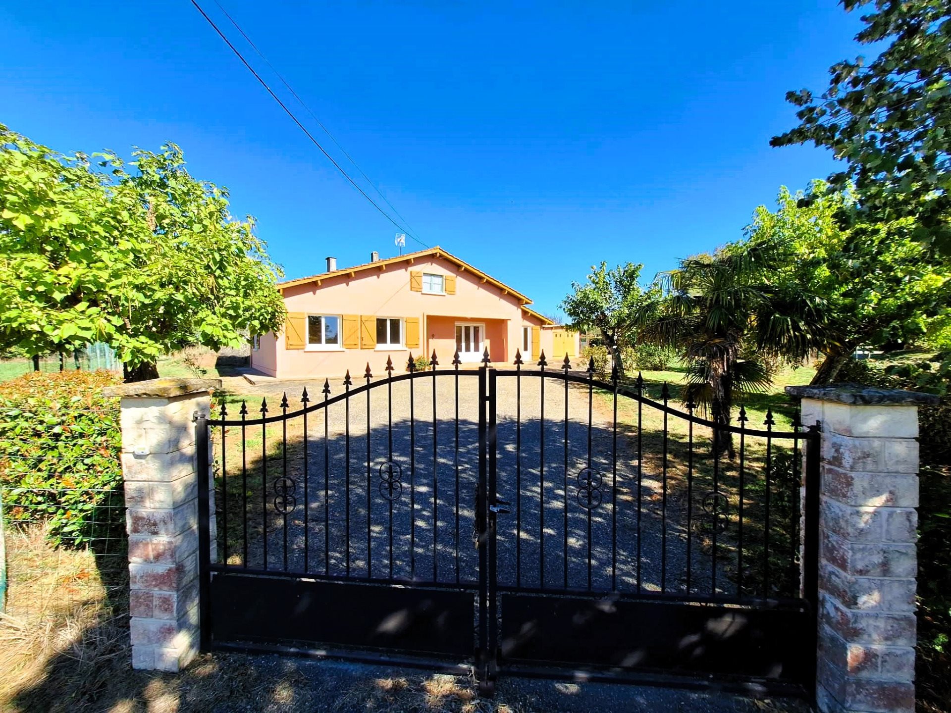 Maison à vendre, 102m², Vergoignan