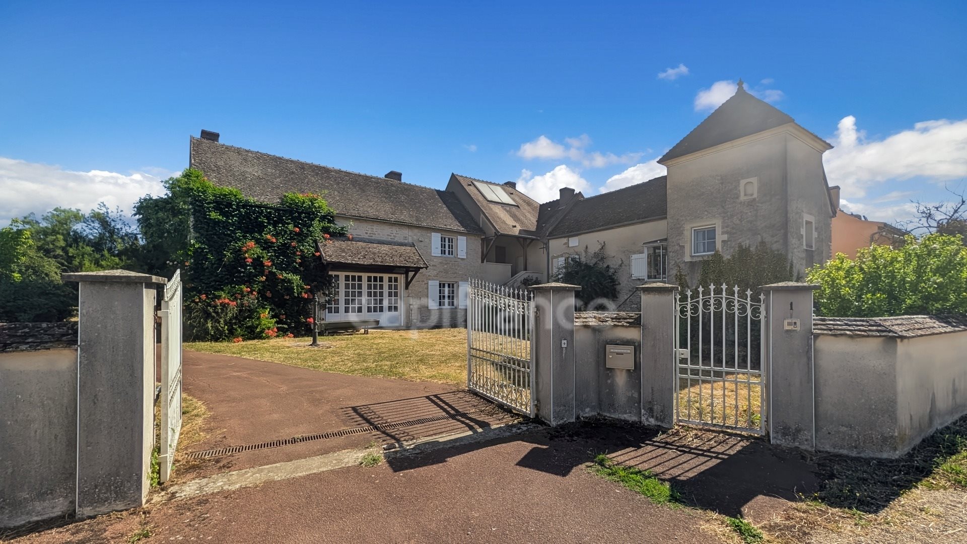 Maison à vendre, 296m², Fontaines