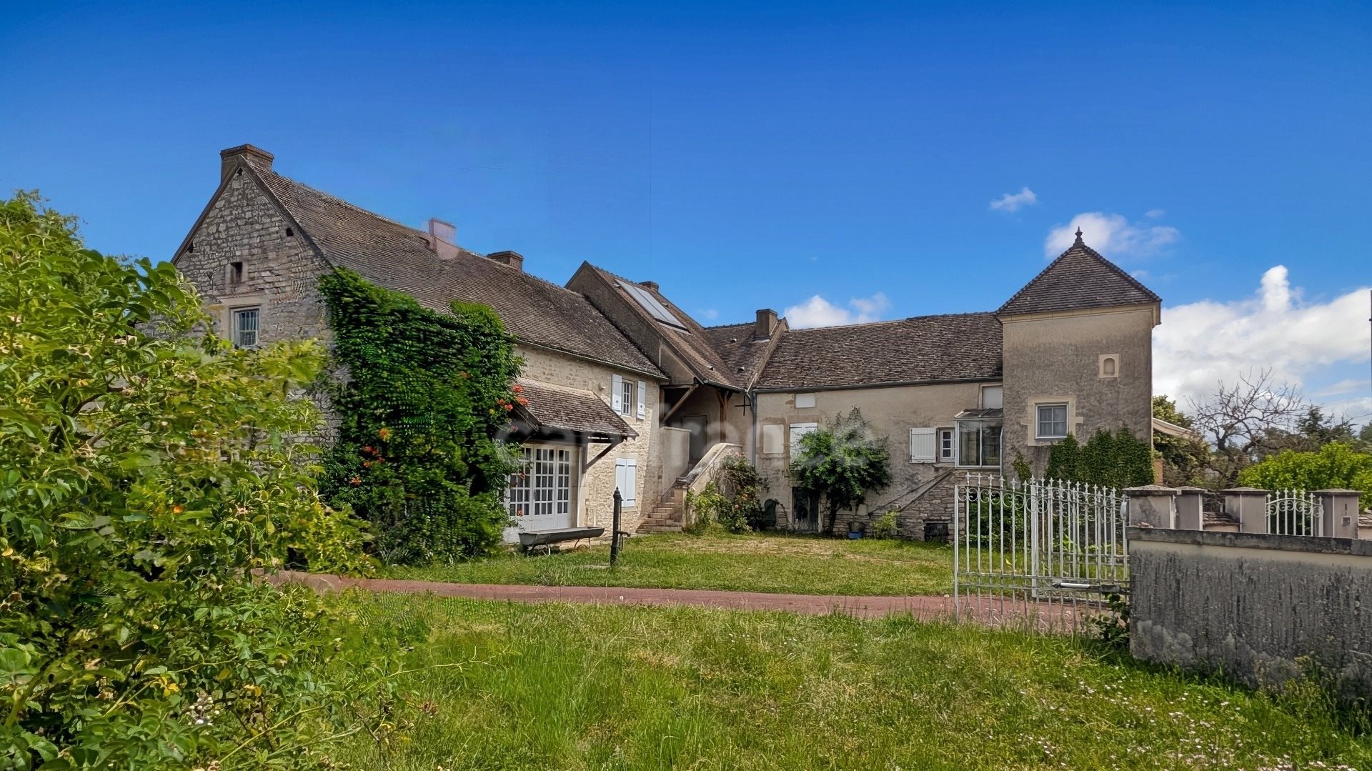 Maison à vendre, 296m², Fontaines
