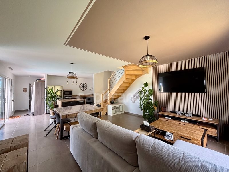 Maison à vendre, 147m², Vergèze