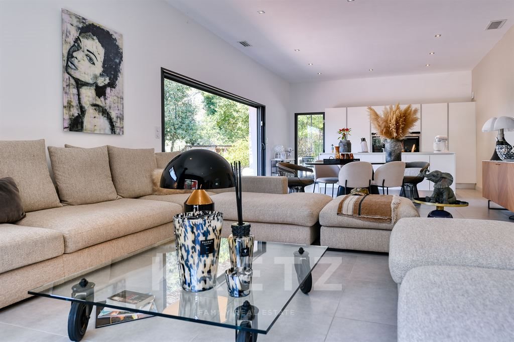 Maison à vendre, 191m², Nîmes