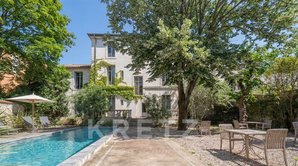 Maison à vendre, 435m², Nîmes