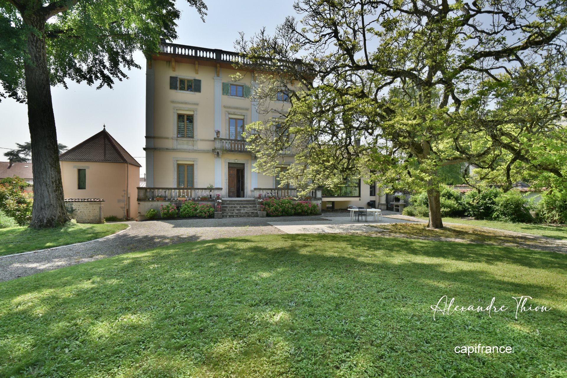 Maison à vendre, 361m², Chazey-sur-Ain