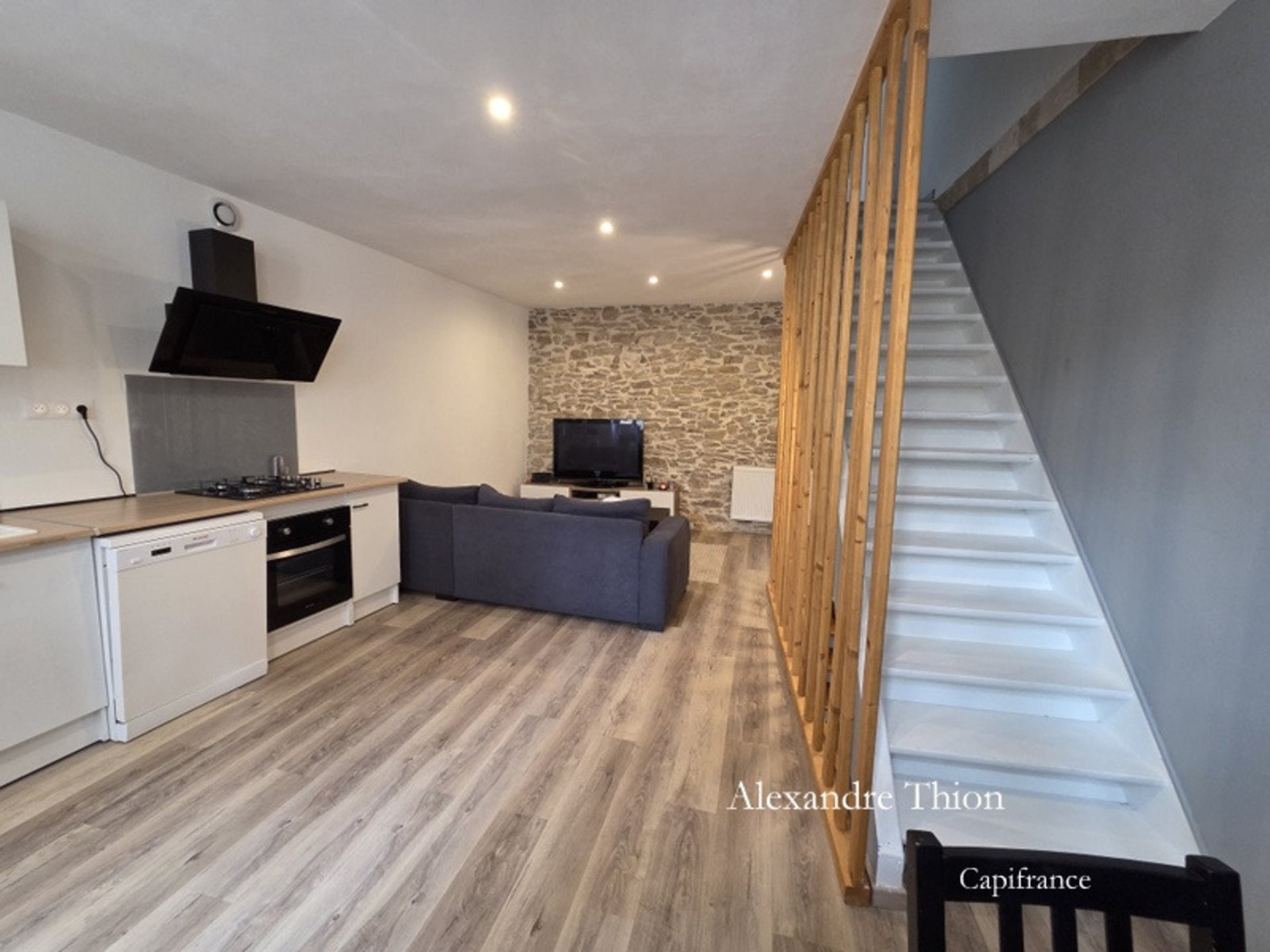 Maison à vendre, 76m², Jujurieux