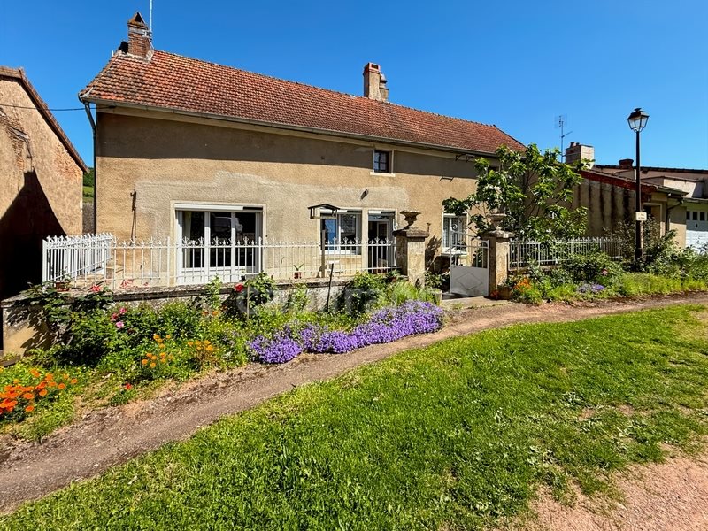 Maison à vendre, 117m², Etrigny