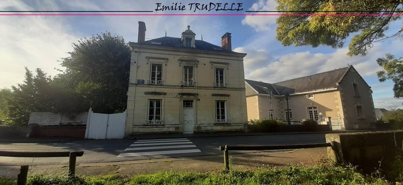 Maison à vendre, 154m², La Chartre-sur-le-Loir
