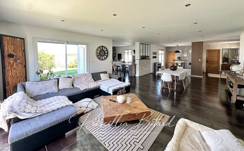 Maison à vendre, 160m², Le Thou