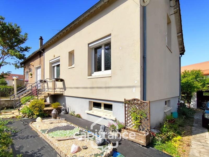 Maison à vendre, 94m², Bessé-sur-Braye