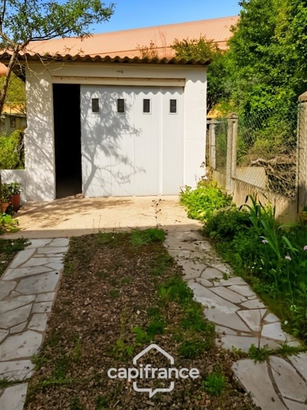 Maison à vendre, 94m², Bessé-sur-Braye