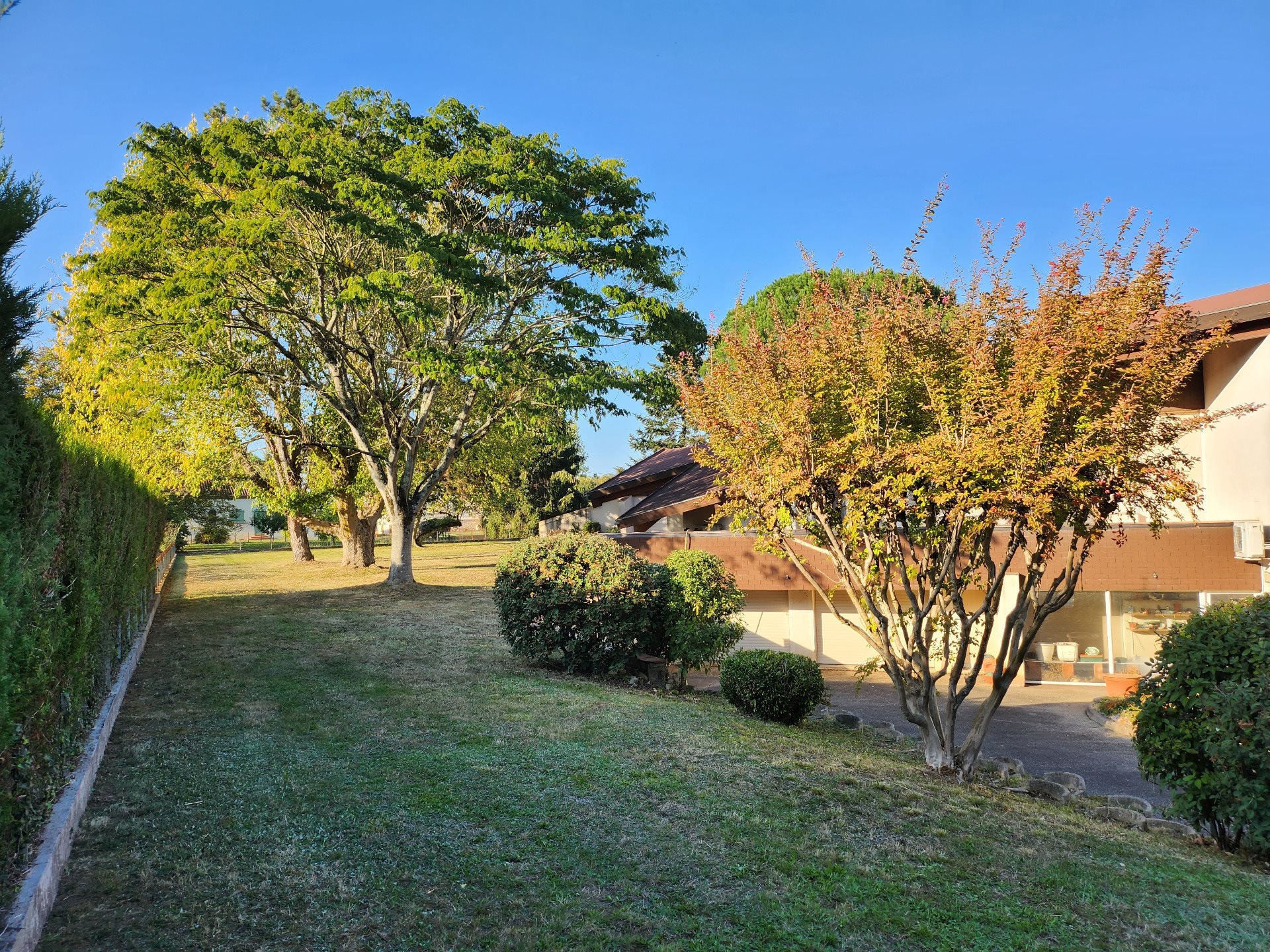 Maison à vendre, 230m², Sainte-Livrade-sur-Lot