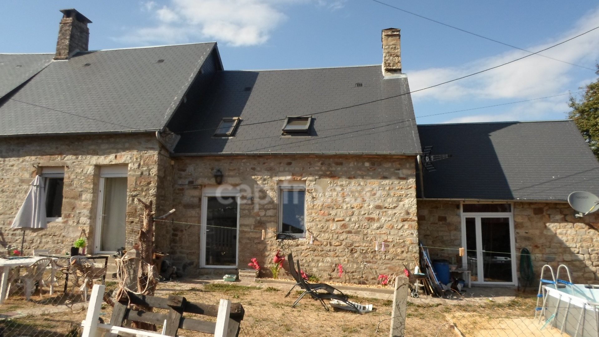 Maison à vendre, 97m², Saint-Georges-de-Rouelley