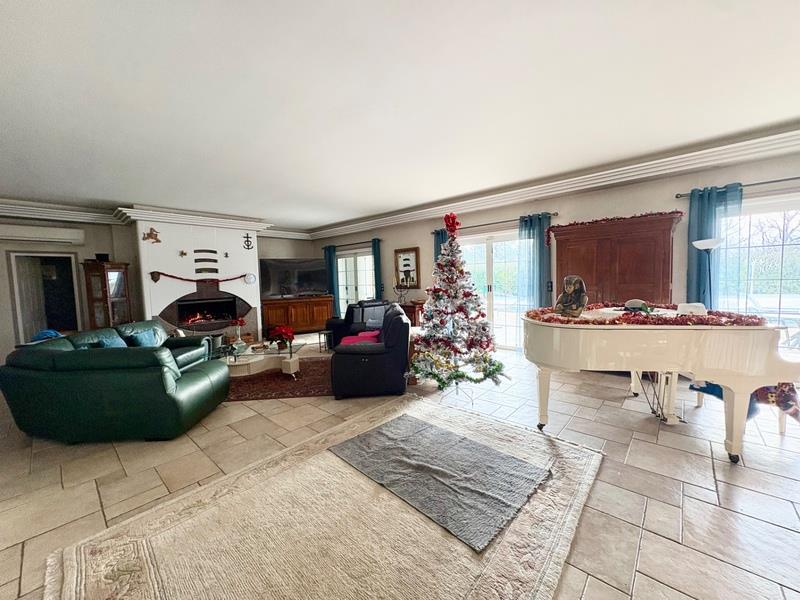 Maison à vendre, 300m², Trans-en-Provence