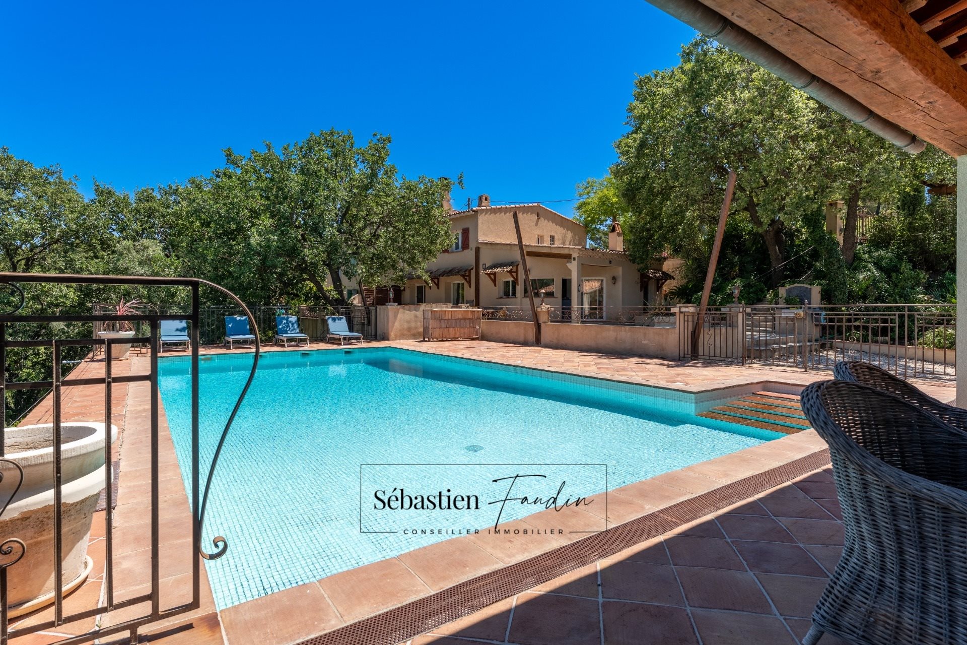 Maison à vendre, 200m², La Cadière-d'Azur