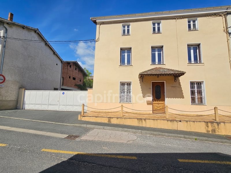 Maison à vendre, 184m², Chambost-Longessaigne