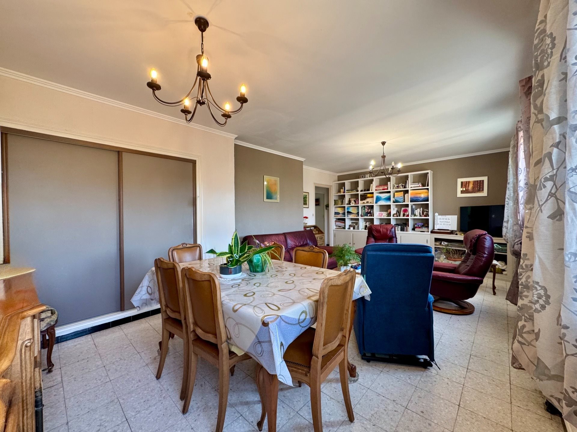 Appartement à vendre, 72m², Alès