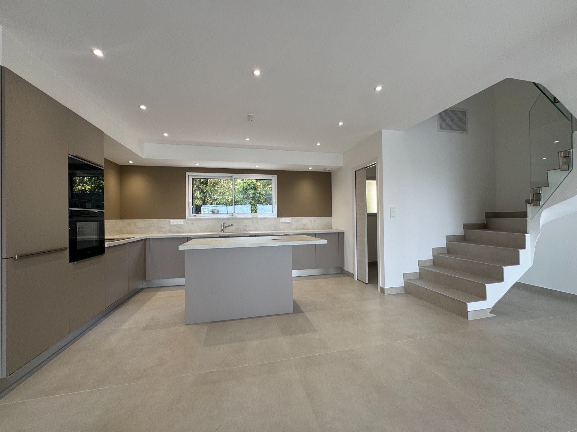 Maison à vendre, 135m², Alès