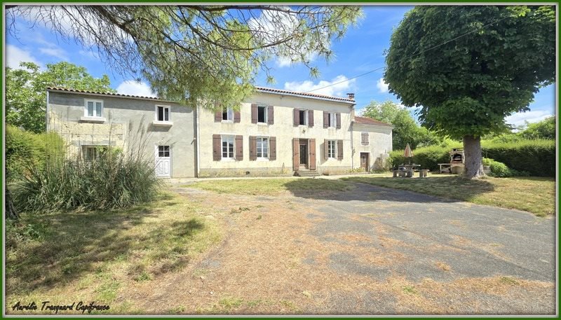 Maison à vendre, 226m², Saint-Pierre-de-Juillers
