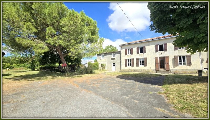 Maison à vendre, 226m², Saint-Pierre-de-Juillers
