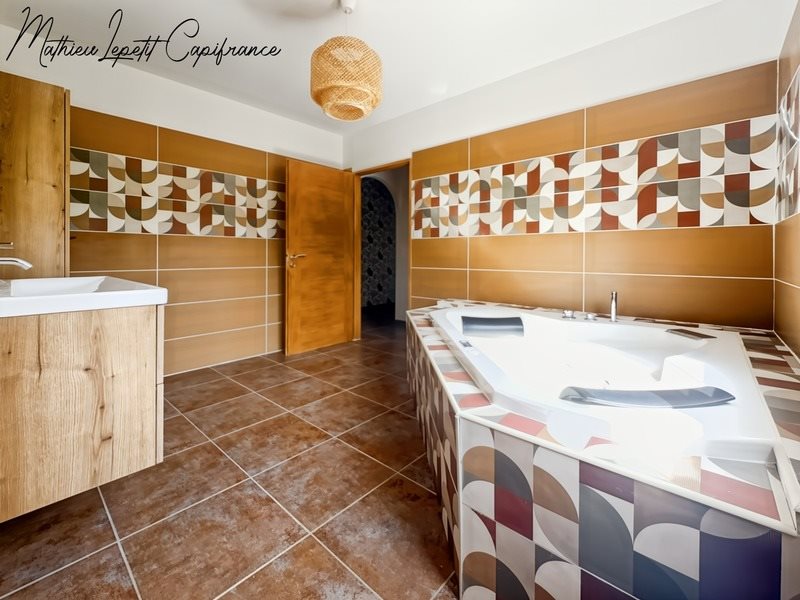 Maison à vendre, 315m², Saint-Pierre-de-Côle