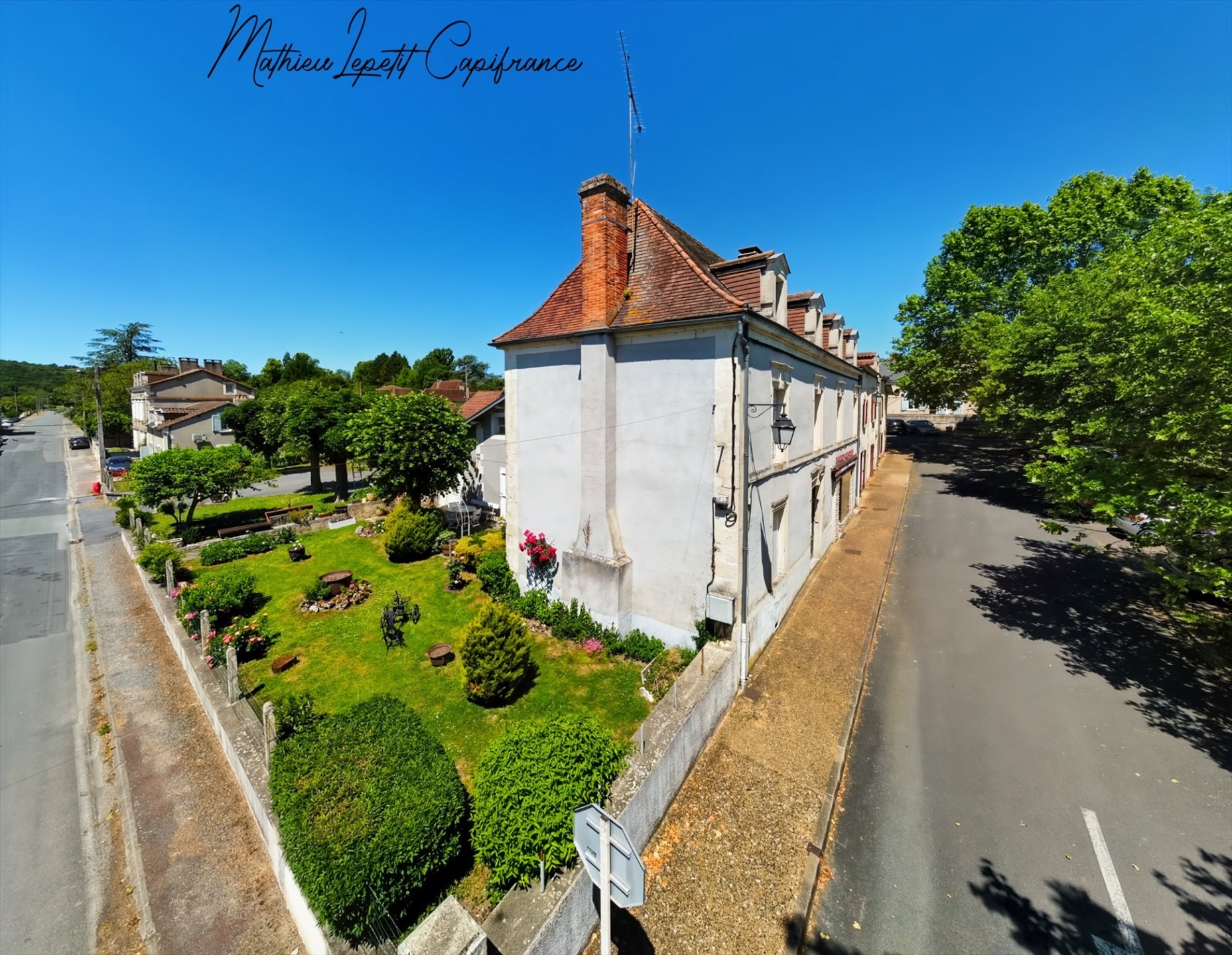 Maison à vendre, 280m², Saint-Pierre-de-Chignac