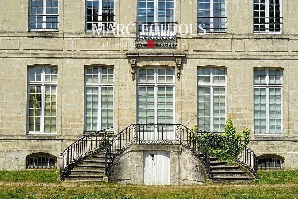 Maison à vendre, 775m², Senlis