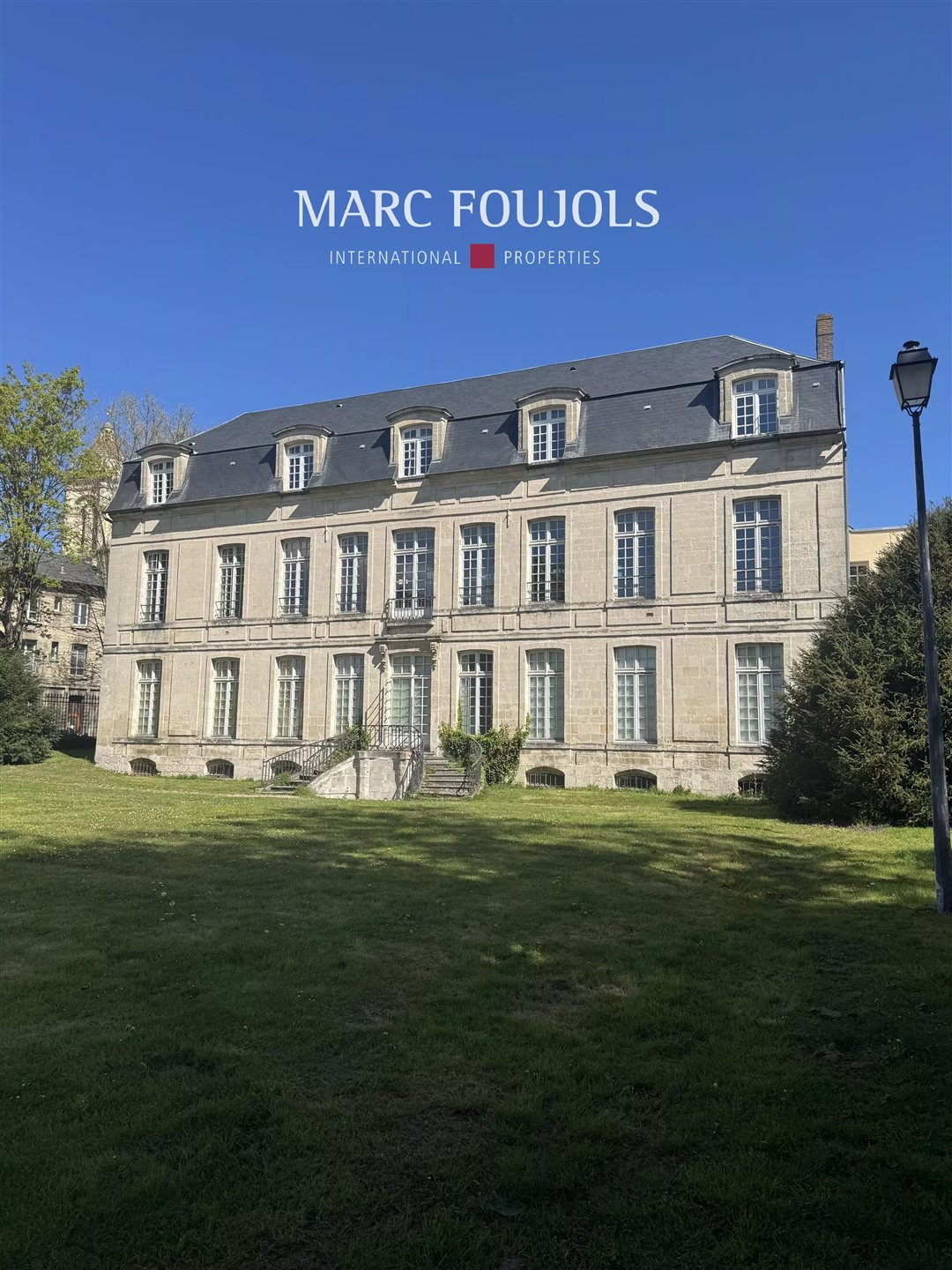 Maison à vendre, 775m², Senlis