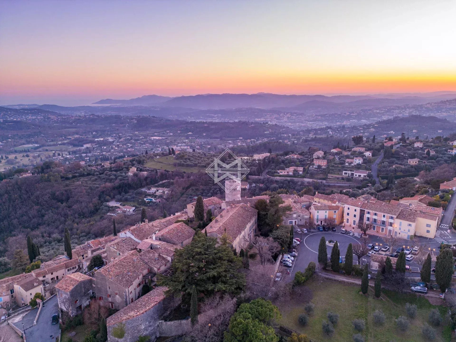 Maison à vendre, 75m², Châteauneuf-Grasse