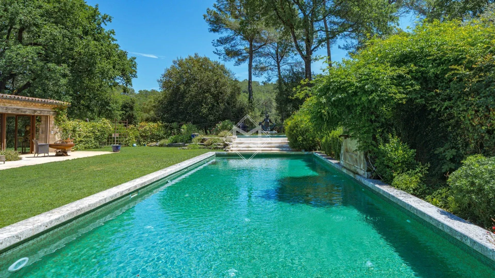 Maison à vendre, 530m², Roquefort-les-Pins