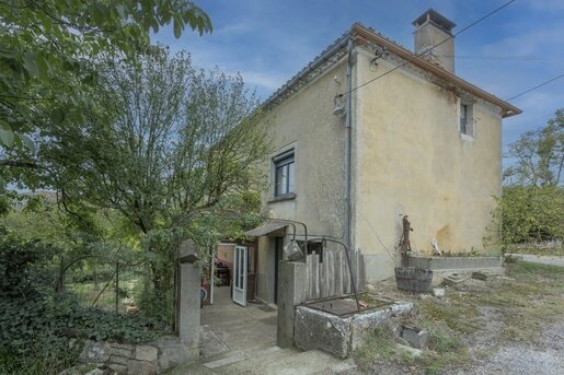 Maison 4 pièces 100 m² · à Saint-Antonin-Noble-Val · 100 m² · 250 000 €