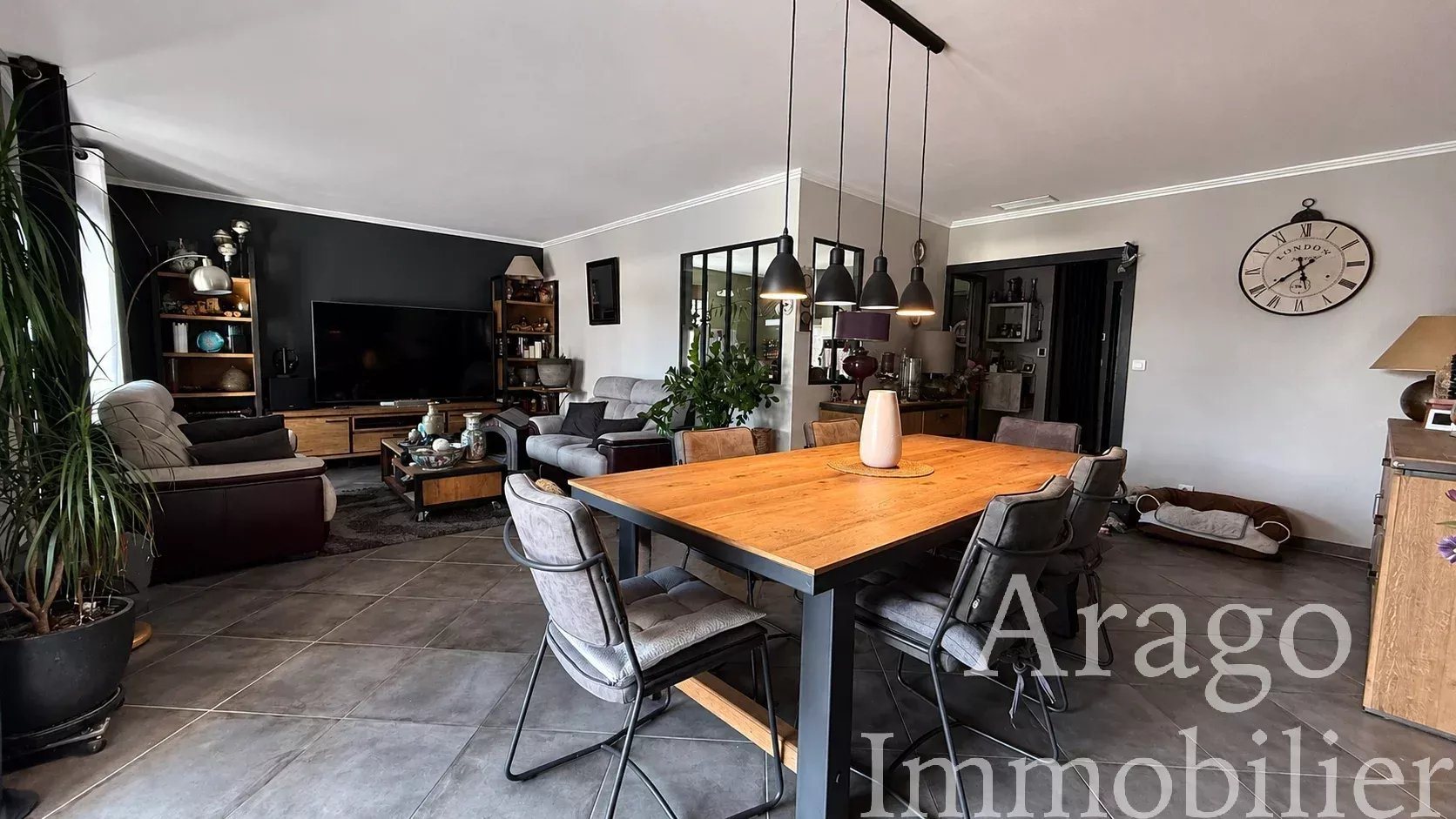 Maison à vendre, 145m², Pia