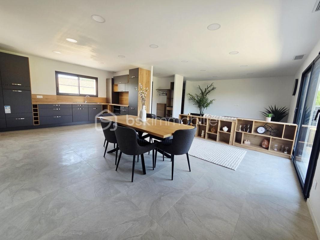 Maison à vendre, 132m², Lavit