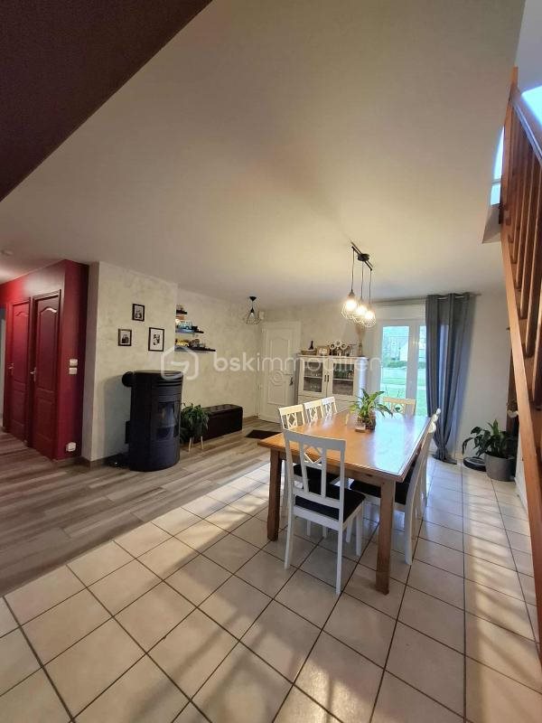 Maison à vendre, 177m², Saint-Calais-du-Désert