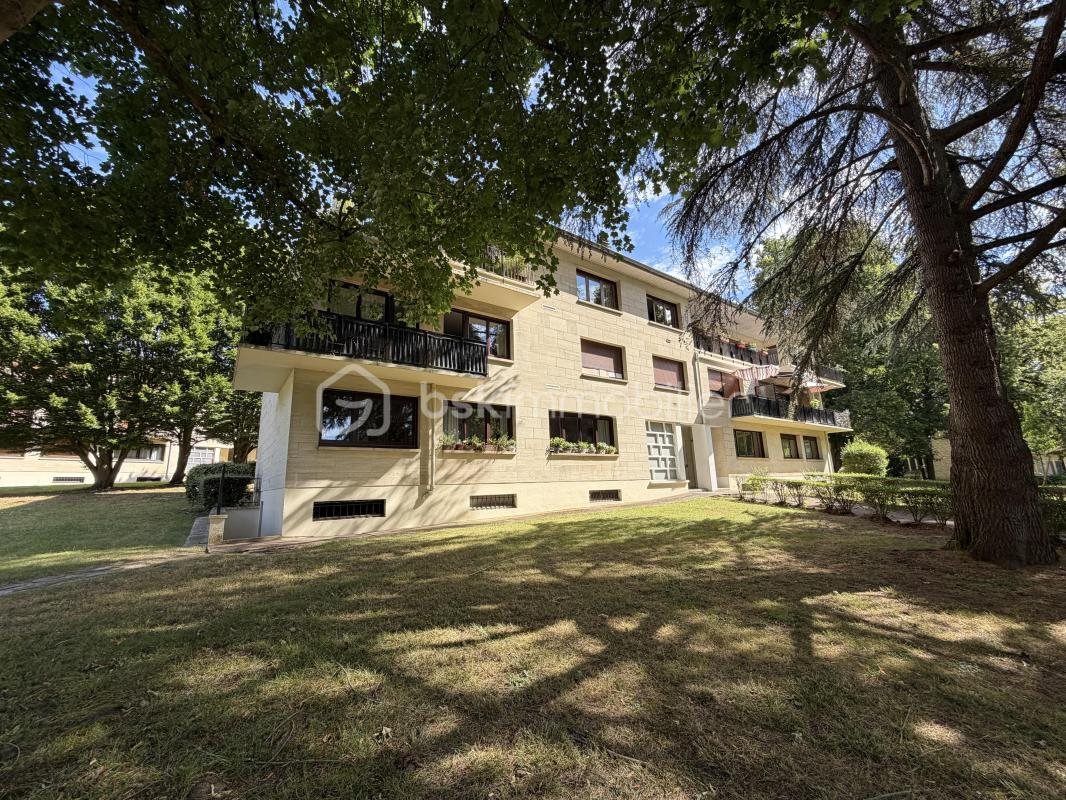 Appartement à vendre, 81m², Etiolles